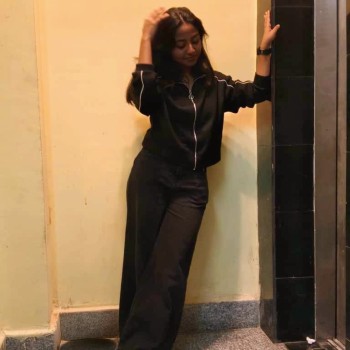 All black...😎